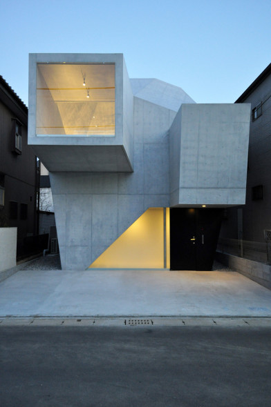 House in Abiko realizado por fuse-atelier
