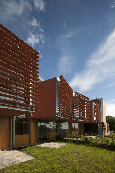 Sostenibilidad medio ambiental. Casas Pomaret / Pich Architects