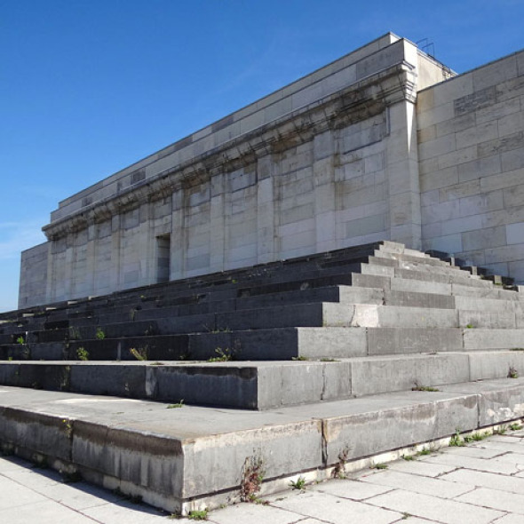 Monumento Nazi ser restaurado