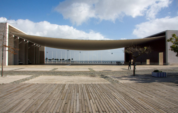 Jvenes arquitectos portugueses se inspiran en Alvaro Siza