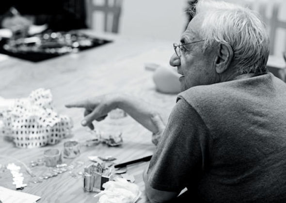Frank Gehry se manifiesta tardamente