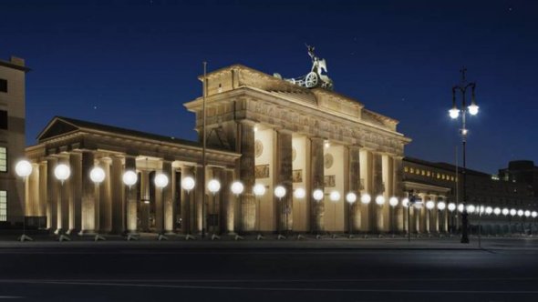 Cadena de luces celebrando 25 aos de la cada del muro de Berln