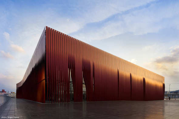Nebuta-no-ie Warasse / Molo, d/dt, Frank La Riviere Architects