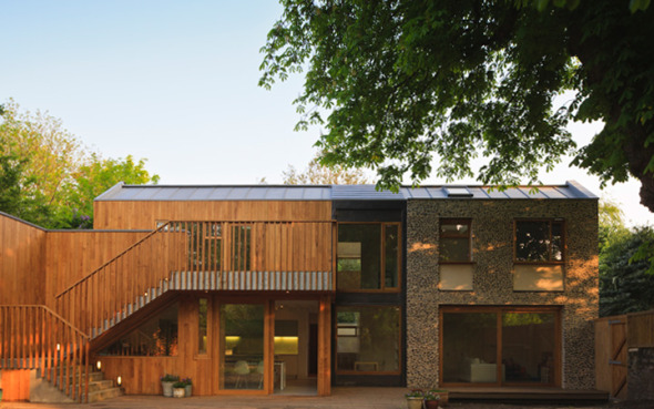 Casa Flint, una estructura que se integra a la naturaleza / Nick Willson Arquitectos