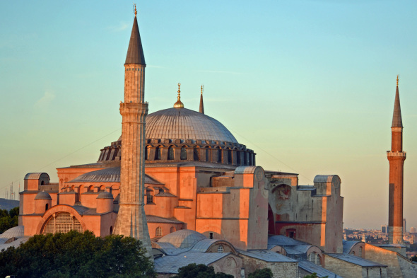 Paradigmas arquitectónicos: Basílica de Santa Sofía en Estambul