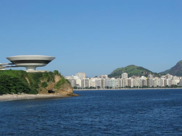 El Museo de Arte Contemporáneo de Niterói. Oscar Niemeyer