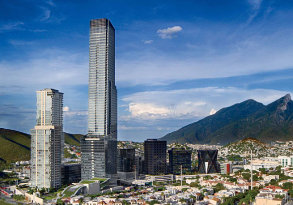 La torre más alta de México está en Monterrey