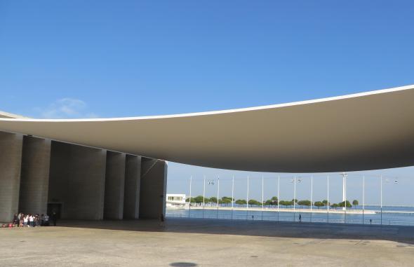 ¿Quién es el primer arquitecto extranjero en ganar el Premio Nacional de Arquitectura de España?,