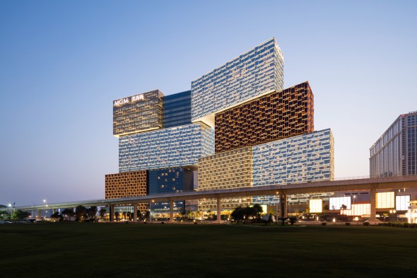 ¿El mejor rascacielos es un casino en Macao?